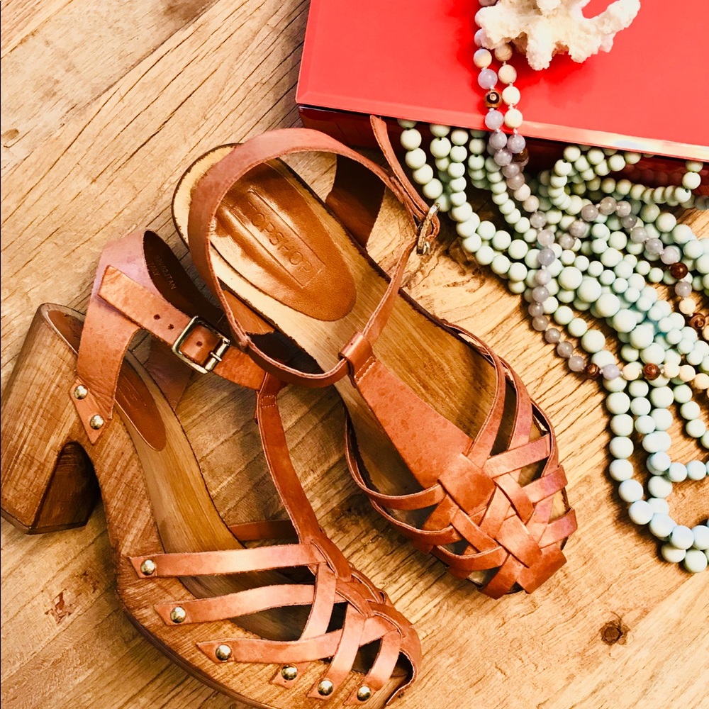 Top Shop Nelly brown leather sandal size 39 NWOT